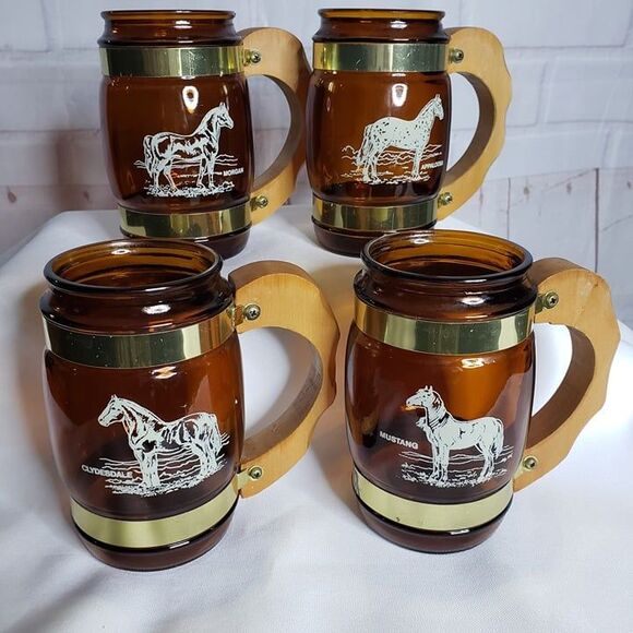 Vintage Siesta Ware Brown Glass Horse Mugs Set 4 Western Wood Handle Beer Steins - Picture 1 of 8